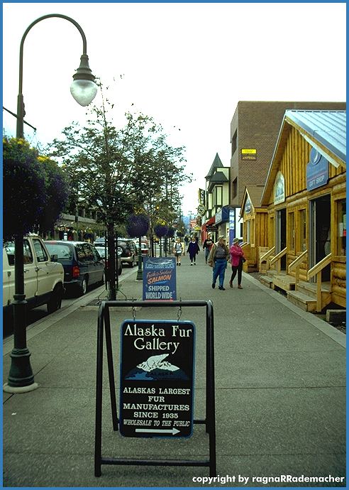 Alaska Bild: 4th. Avenue in Anchorage